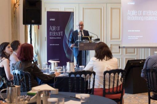 Ο Νίκος Βουνισέας, Senior Partner της KPMG στην Ελλάδα παρουσιάζει τα ευρήματα του 5ου CEO Outlook