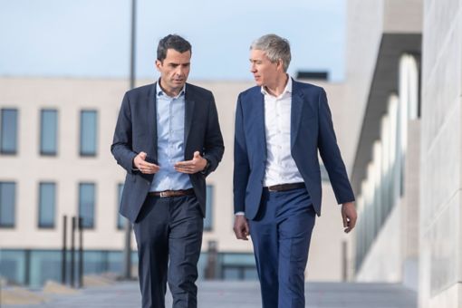 Benoit Watteyne of KPMG Belgium and Jan De Blauwe of the Belgian Cyber Security Coalition discuss cybersecurity