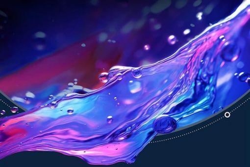 Vagues fluides abstraites en bleu et violet sur fond sombre