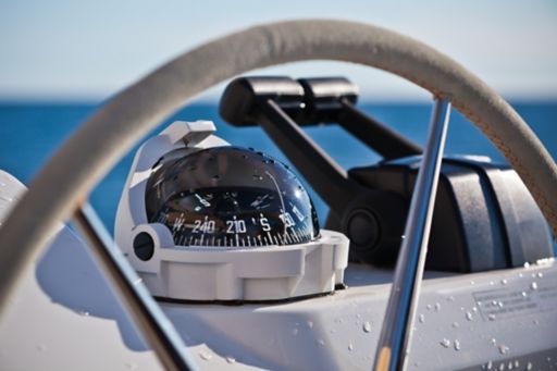 Steering wheel boat