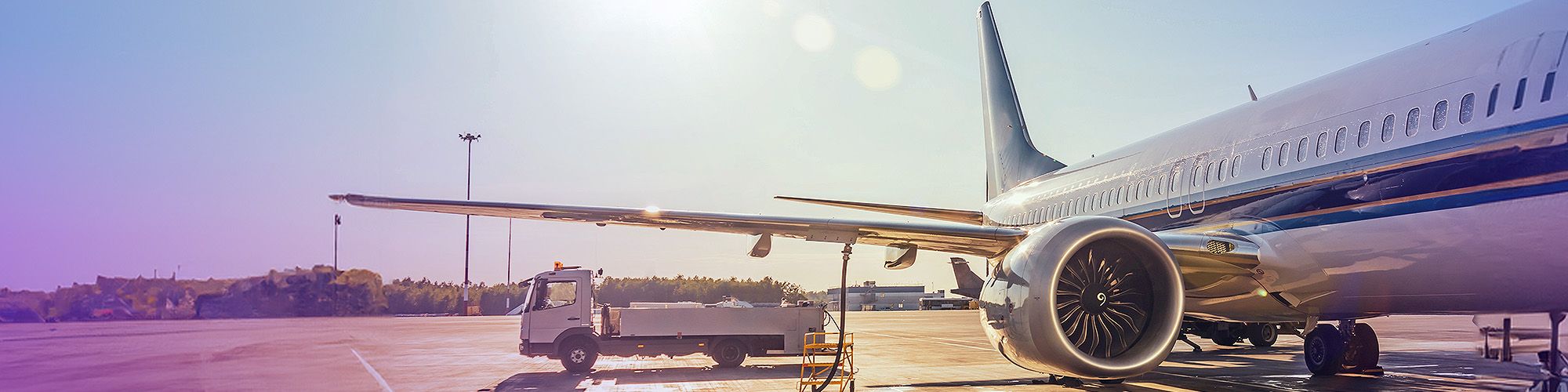 Aircraft being refuelled