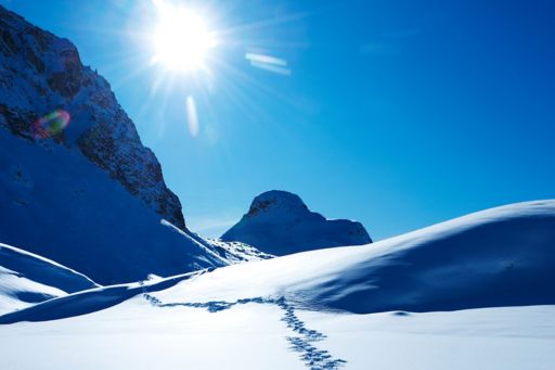 footprint-in-the-snow-la-plagne