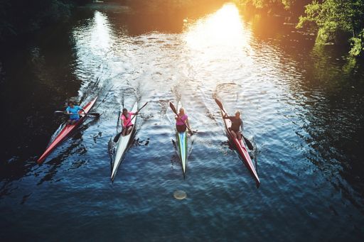 four women rowers