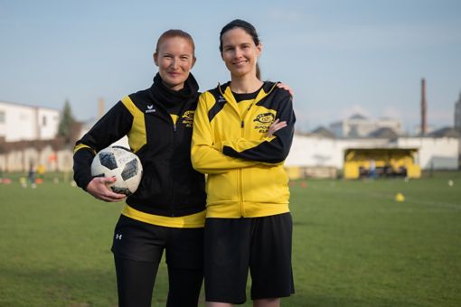Fußball - Barbara und Anna