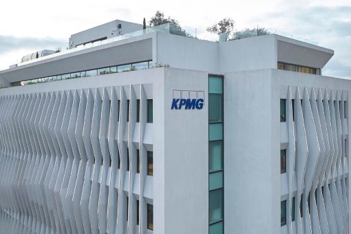 the building named "the wave" is the Headquarters of kpmg in greece