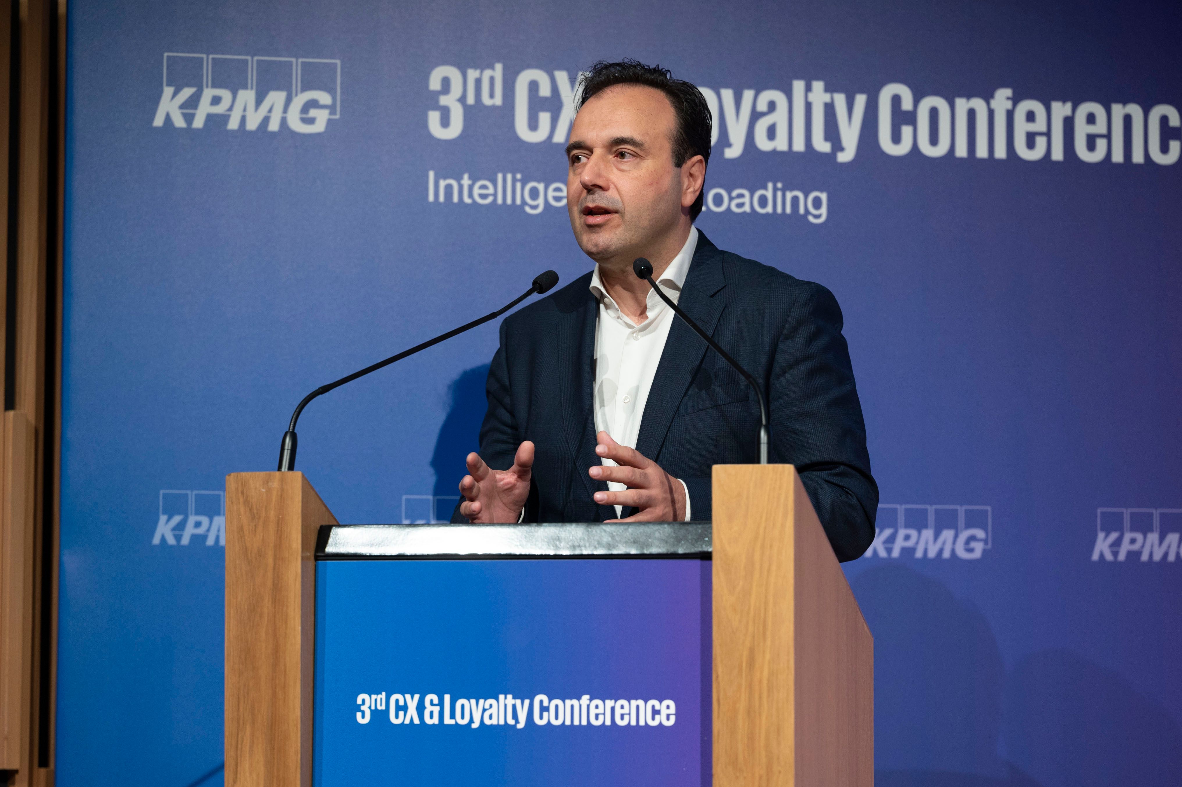 dimitris papastergiou at 3rd cx and loyalty conference of kpmg greece