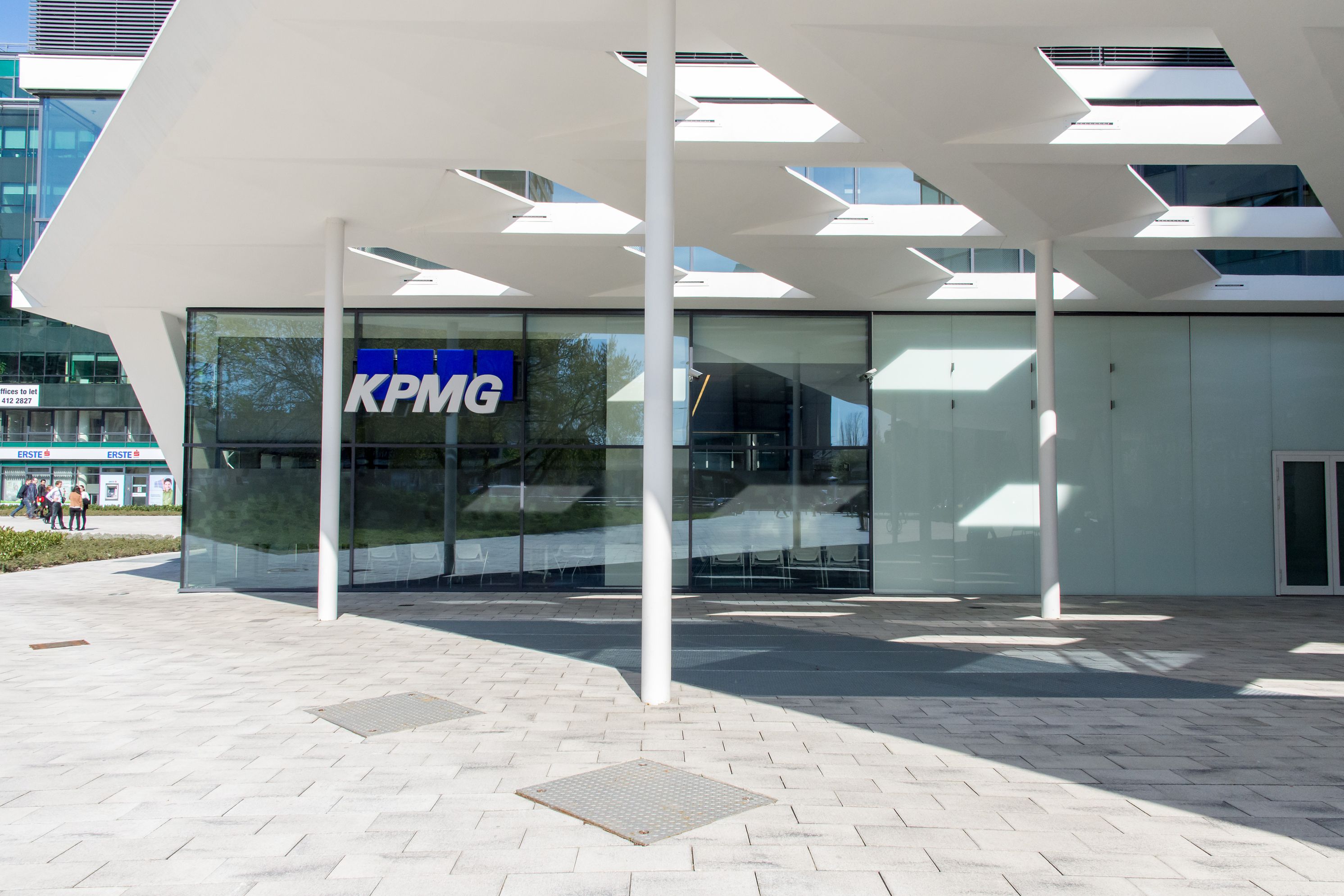 KPMG irodaház