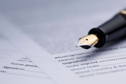Stift auf Papier