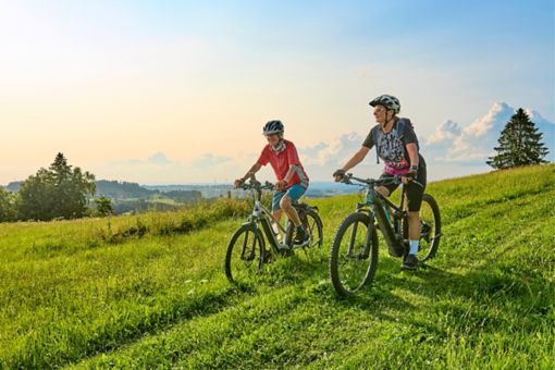 two-cyclists