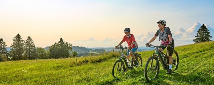 two-cyclists