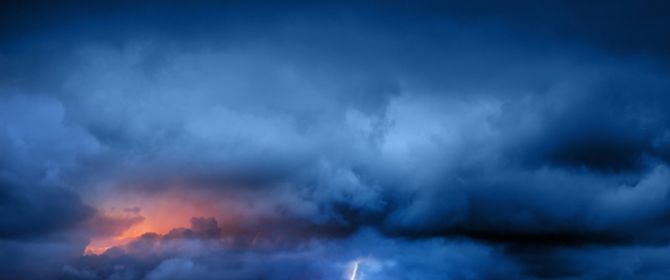 雷雲