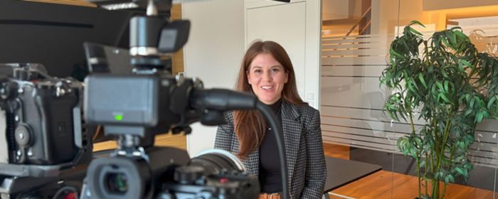 Marina beim Videodreh mit der FH Technikum Wien