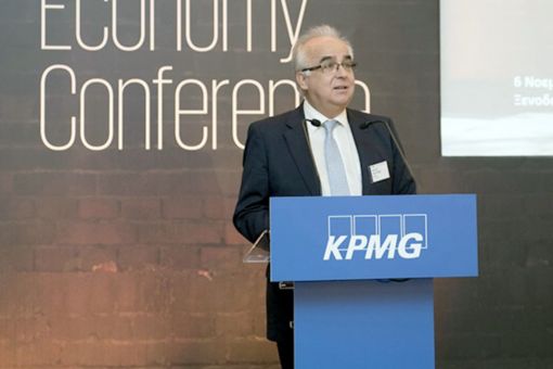 Βαγγέλης Αποστολάκης, Αντιπρόεδρος KPMG.