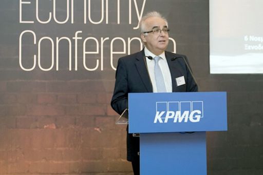 Βαγγέλης Αποστολάκης, Αντιπρόεδρος KPMG.