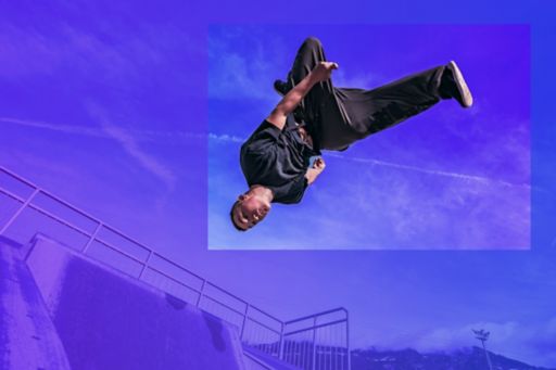 freerunner frontflip half pipe