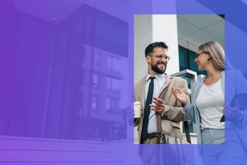 Mężczyzna i kobieta rozmawiają