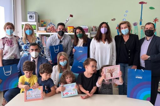 photo of elepap children with kpmg employees