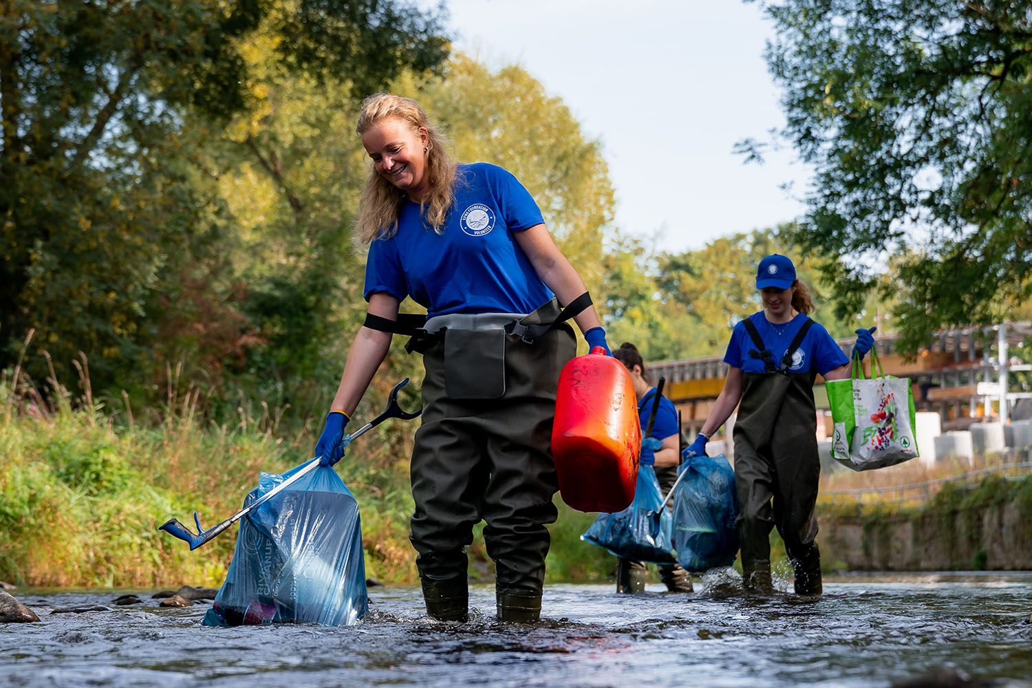 River Clean up photo 7