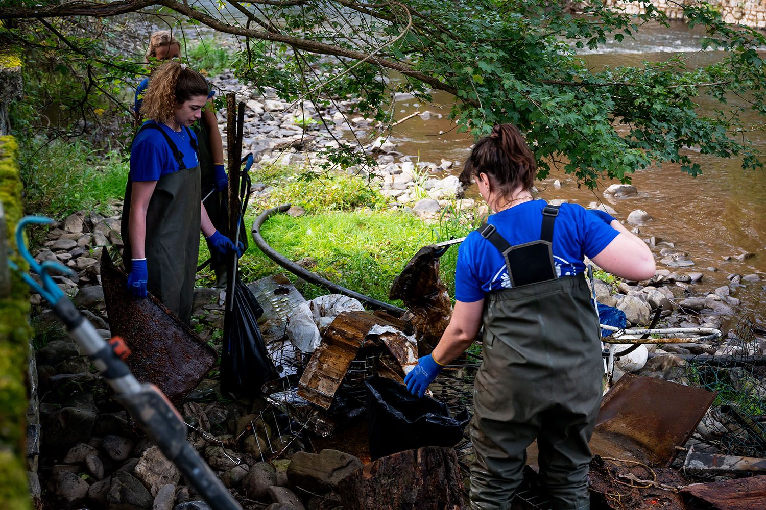 River Clean up photo 9