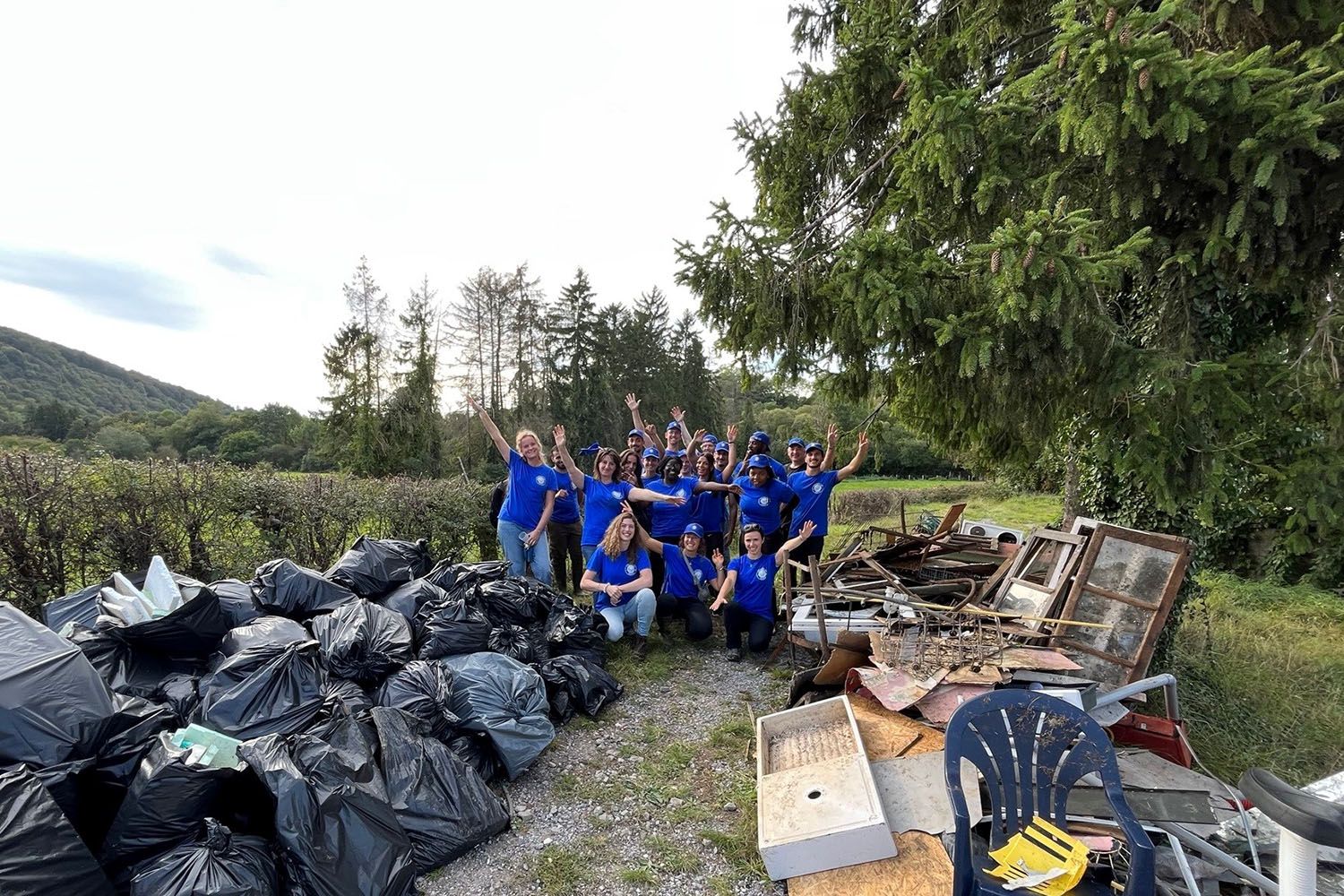River Clean up photo 11