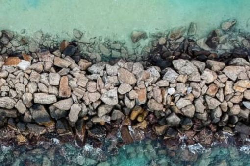 rock_meet_sea