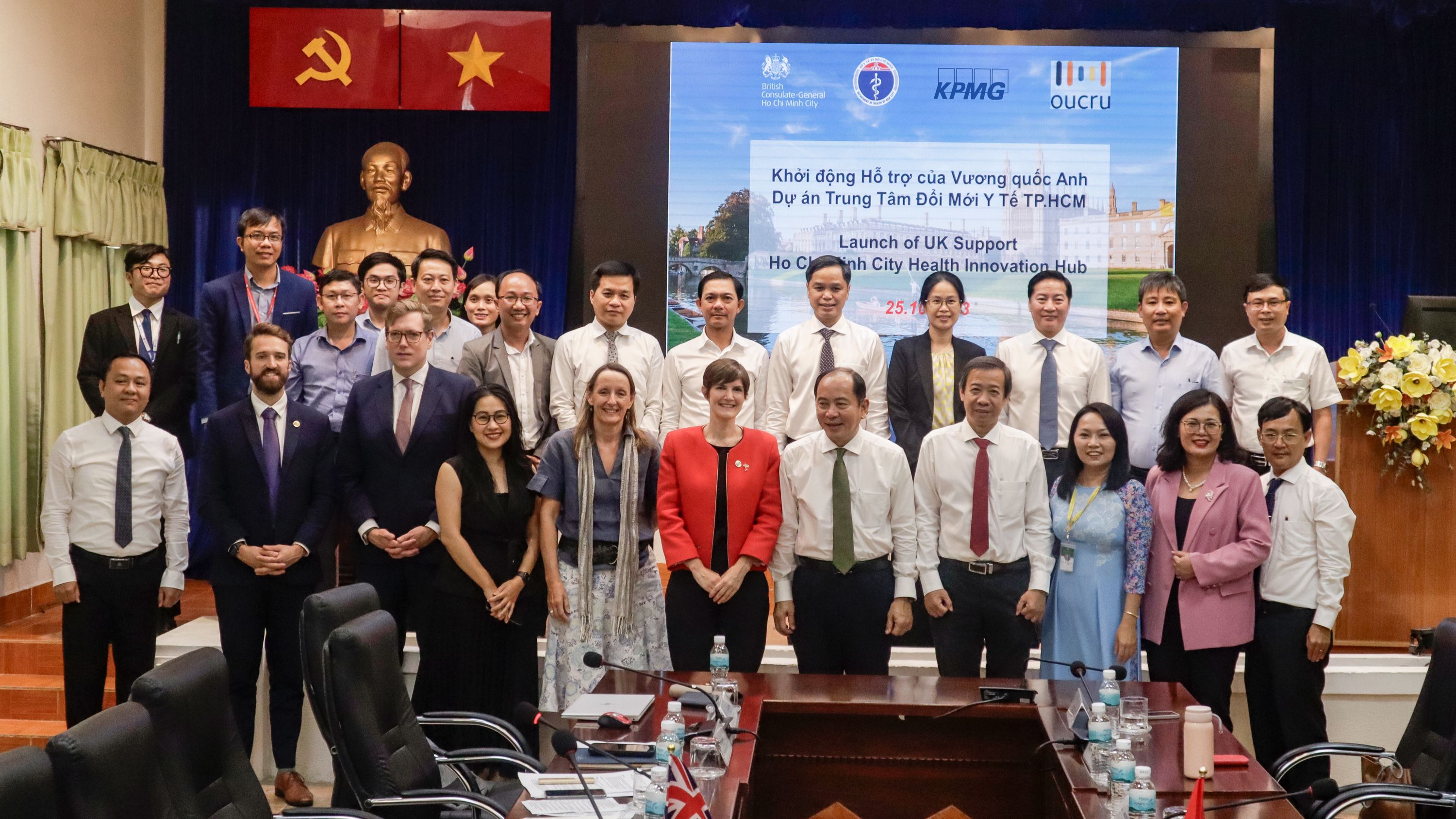 UK delegatation and Ho Chi Minh City Department of Health with KPMG