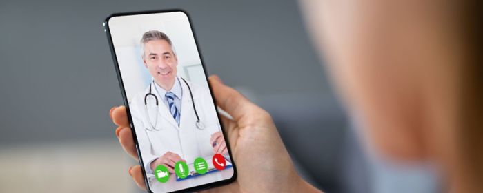 woman smartphone doctor market