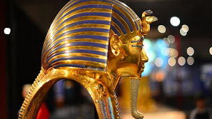 head of tut ankh amun