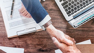 zmluva-a-podavanie-ruk