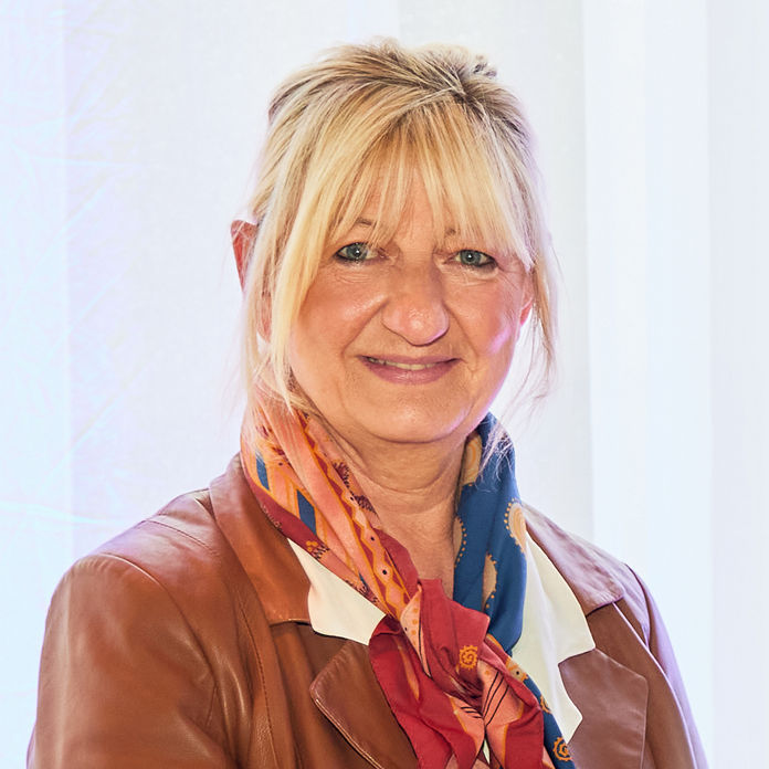 Annie Courbet, Managing & Marketing Director Brocom