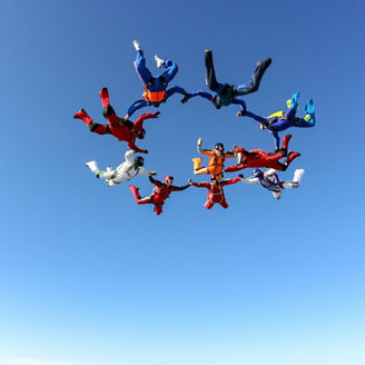 Gruppe Fallschirmspringer 
