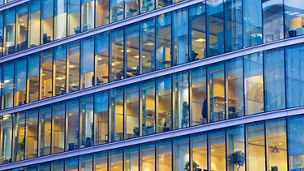 façade vitrée building entreprise