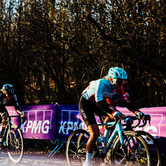 racing women cyclists with equal career opportunities