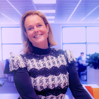vrouw lachend