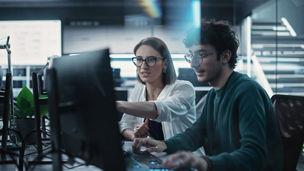 IT audit specialist at work