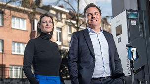 Flexible Reward expert Kathleen Veugelen of KPMG in Belgium and Frédéric Blaisot, Vice-President of Schneider