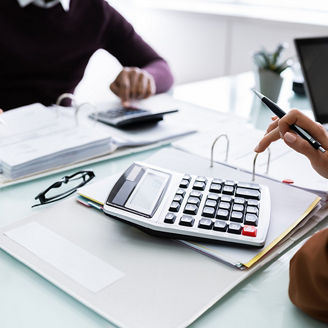 Bovenaanzicht op rekenmachine