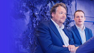 Two entrepeneurs in a meeting