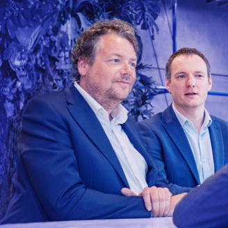 Two entrepeneurs in a meeting