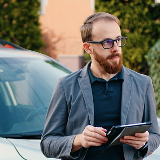 Japanese alt text: 欧州自動車政策の転換点