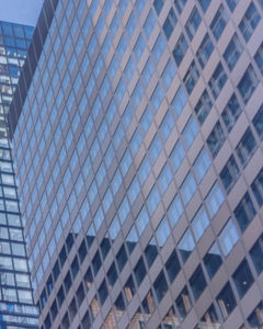 Bankgebäude aus Glas