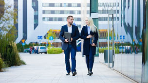 business-people-walking