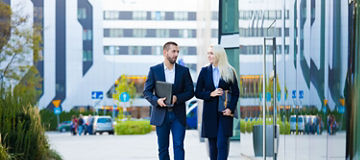 business-people-walking