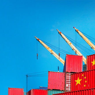 Container mit chinesischer Flagge
