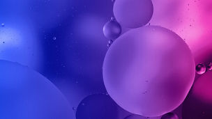 Kreise mit lila blauem Schleier