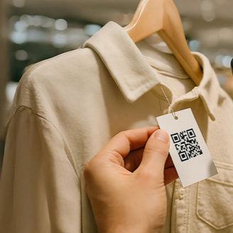 QR-Code an einem Preisschild