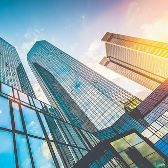 Foto von drei Hochhäusern 