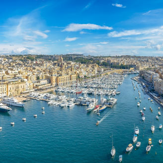 Our trusted advisors offer end-to-end support in navigating EU funds, from identification of grant schemes to application and reimbursement.