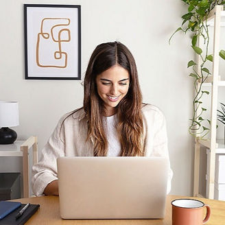women on her laptop