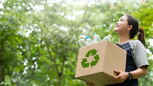 girl-recycling-bottles